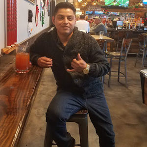 Meet your Posher, Christian